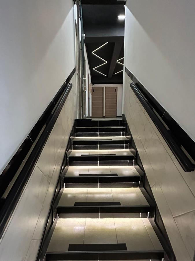 Hotel Urban Center Богота Экстерьер фото