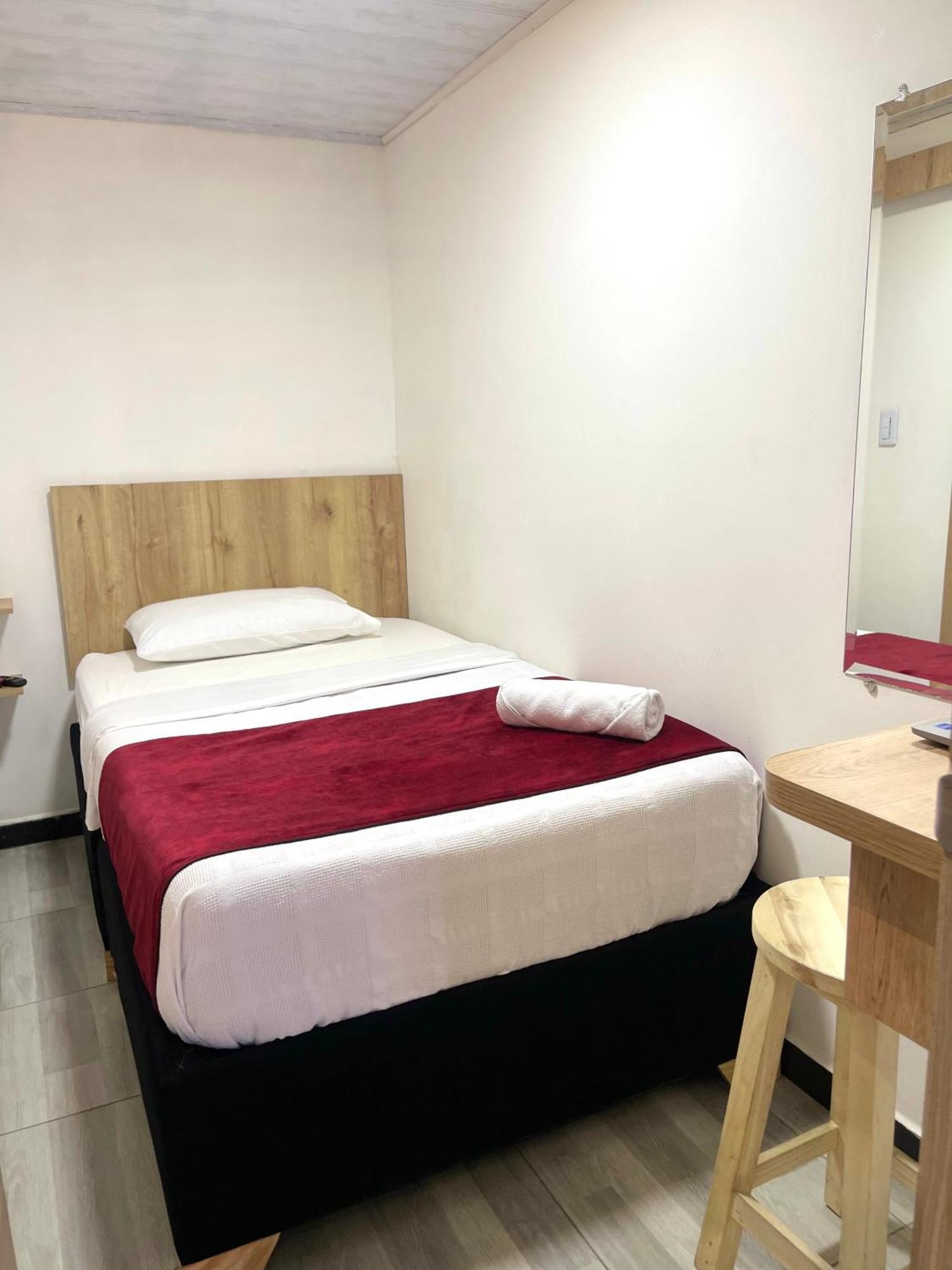 Hotel Urban Center Богота Экстерьер фото