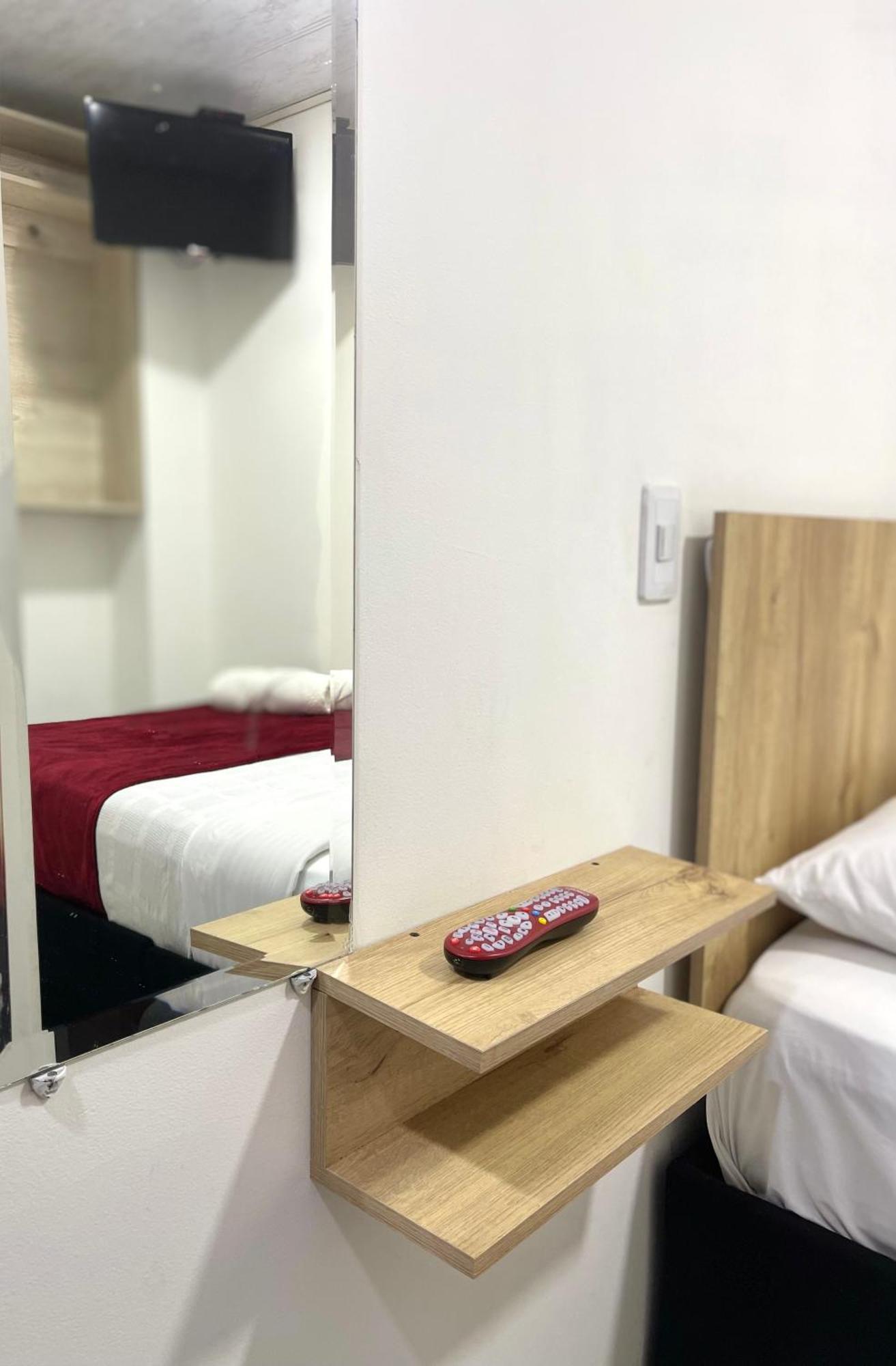 Hotel Urban Center Богота Экстерьер фото